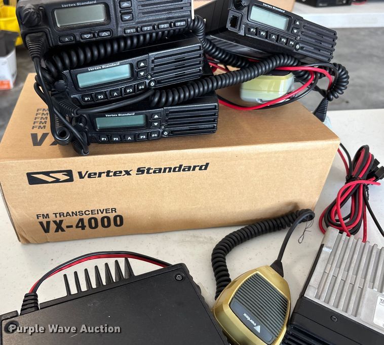 image for item EJ7641 Radios