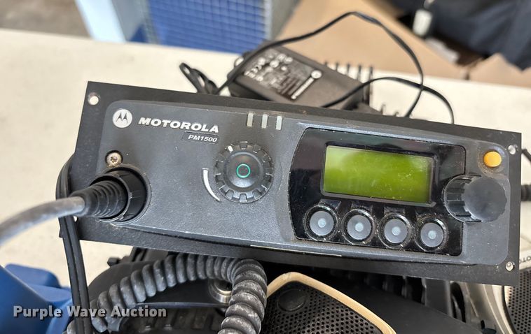 image for item EJ7643 Radios