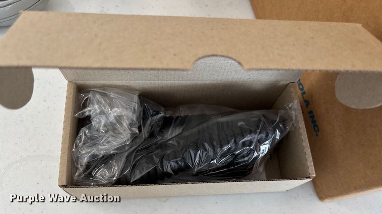 image for item EJ7643 Radios