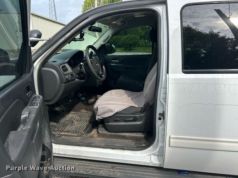 image for item EK8242 2013 Chevrolet Tahoe Police SUV