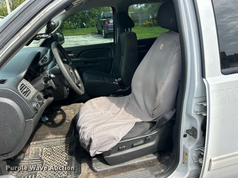 image for item EK8242 2013 Chevrolet Tahoe Police SUV