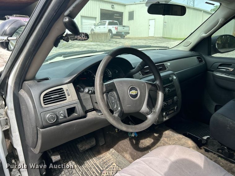 image for item EK8242 2013 Chevrolet Tahoe Police SUV