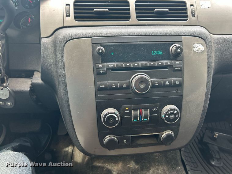 image for item EK8242 2013 Chevrolet Tahoe Police SUV