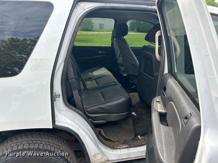 image for item EK8242 2013 Chevrolet Tahoe Police SUV