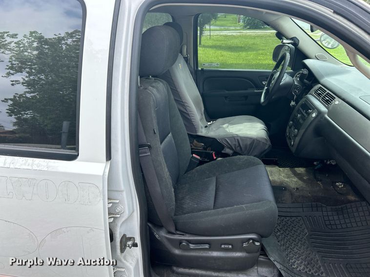 image for item EK8242 2013 Chevrolet Tahoe Police SUV