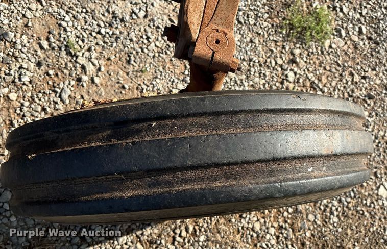 image for item EM2613 (2) Massey Ferguson 135 tractors