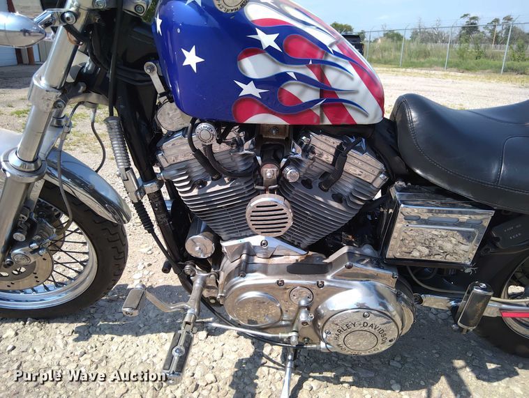 image for item EM8064 1995 Harley-Davidson Sportster XL883  motorcycle