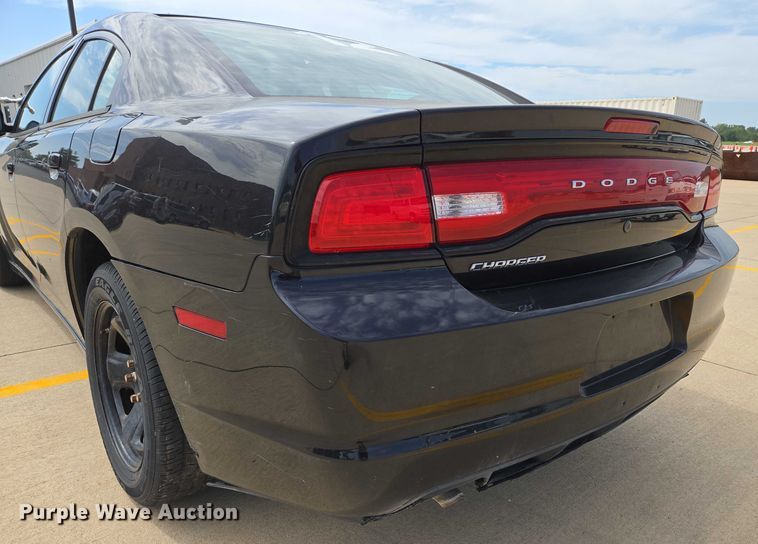 image for item EN8317 2014 Dodge Charger Police 