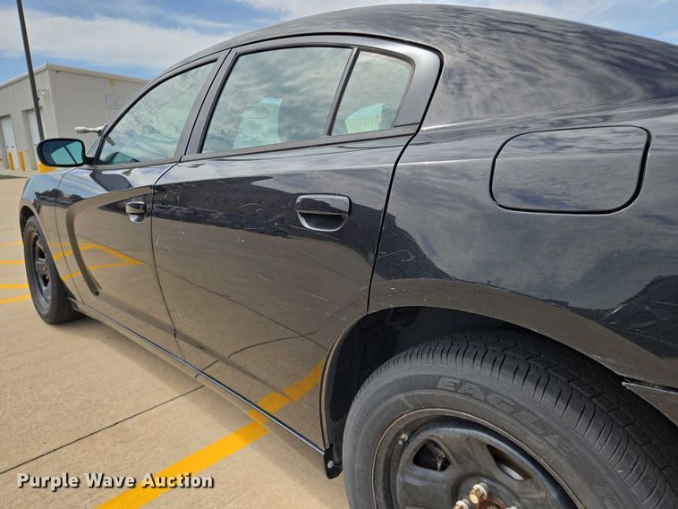 image for item EN8317 2014 Dodge Charger Police 