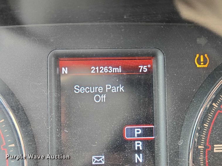 image for item EN8317 2014 Dodge Charger Police 