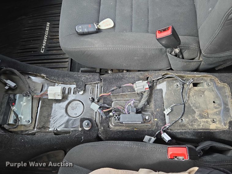 image for item EN8317 2014 Dodge Charger Police 