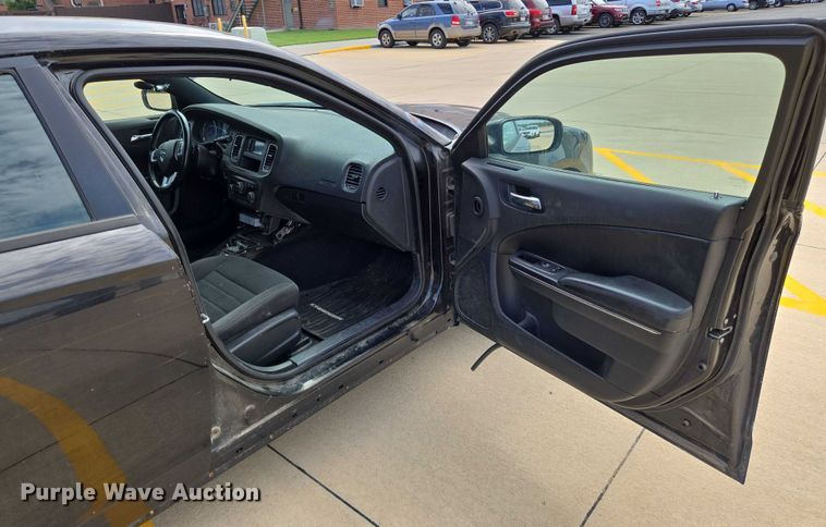 image for item EN8317 2014 Dodge Charger Police 