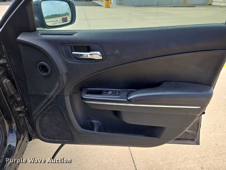 image for item EN8317 2014 Dodge Charger Police 