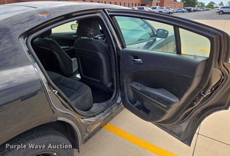 image for item EN8317 2014 Dodge Charger Police 