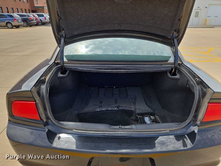 image for item EN8317 2014 Dodge Charger Police 