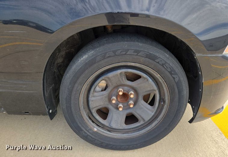 image for item EN8317 2014 Dodge Charger Police 