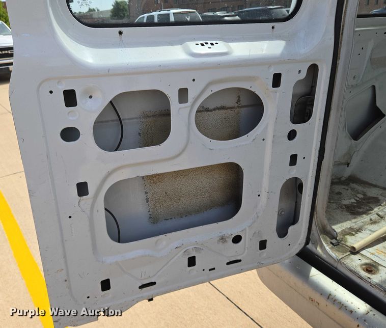 image for item EN8318 1998 Ford E250 van