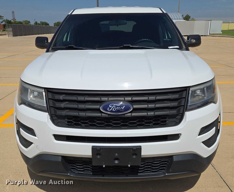 image for item EN8319 2017 Ford Explorer Police Interceptor SUV