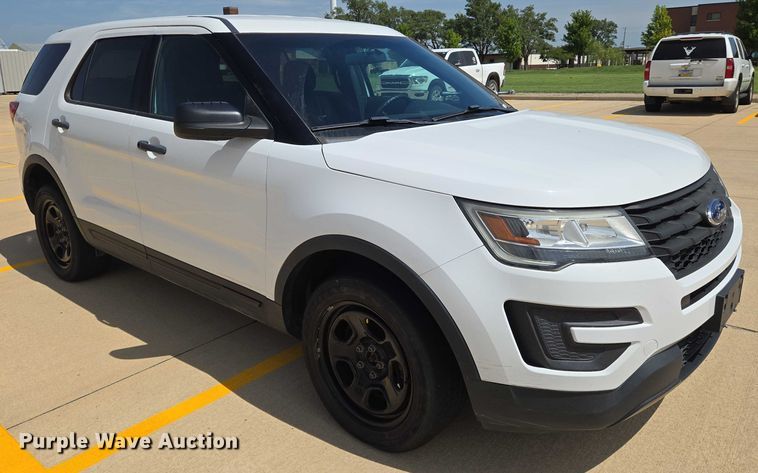 image for item EN8319 2017 Ford Explorer Police Interceptor SUV