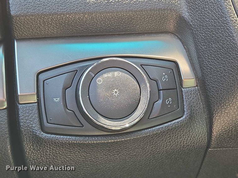 image for item EN8319 2017 Ford Explorer Police Interceptor SUV