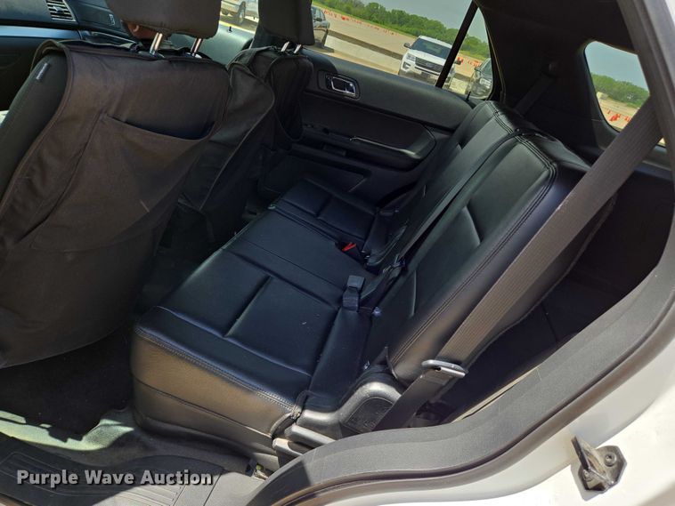 image for item EN8319 2017 Ford Explorer Police Interceptor SUV