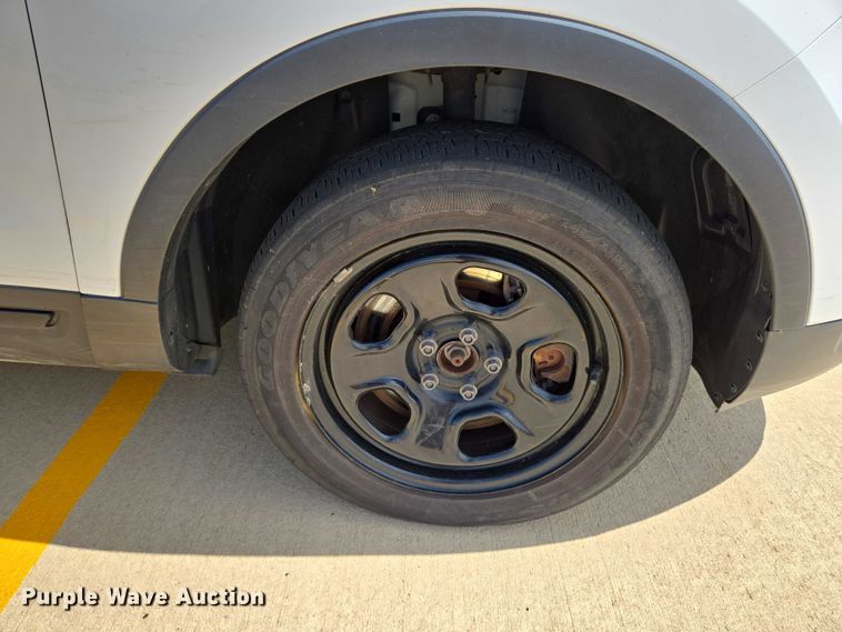 image for item EN8319 2017 Ford Explorer Police Interceptor SUV