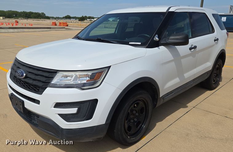 image for item EN8320 2017 Ford Explorer Police Interceptor SUV