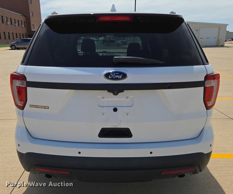 image for item EN8320 2017 Ford Explorer Police Interceptor SUV