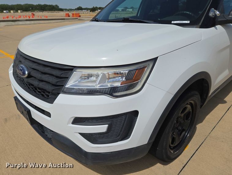 image for item EN8320 2017 Ford Explorer Police Interceptor SUV