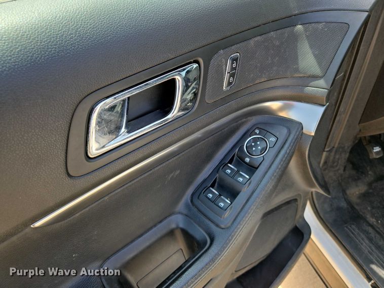 image for item EN8320 2017 Ford Explorer Police Interceptor SUV