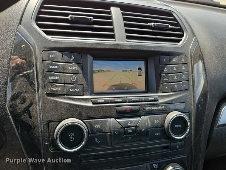 image for item EN8320 2017 Ford Explorer Police Interceptor SUV