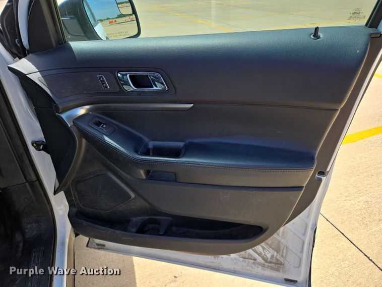 image for item EN8320 2017 Ford Explorer Police Interceptor SUV