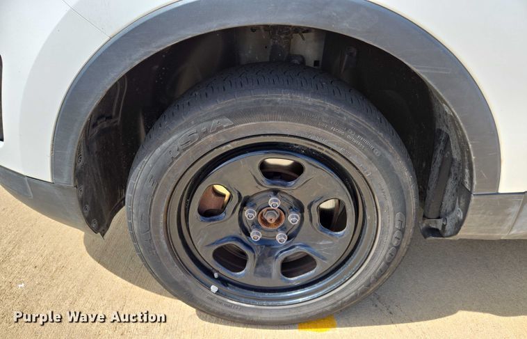 image for item EN8320 2017 Ford Explorer Police Interceptor SUV