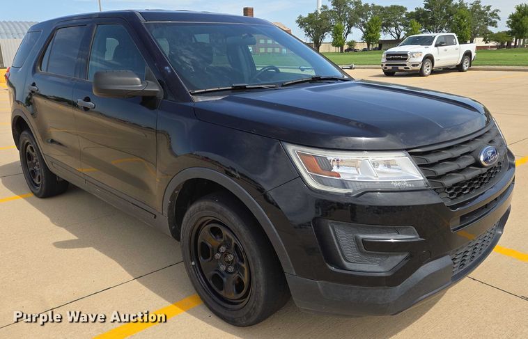 image for item EN8321 2017 Ford Explorer Police Interceptor SUV