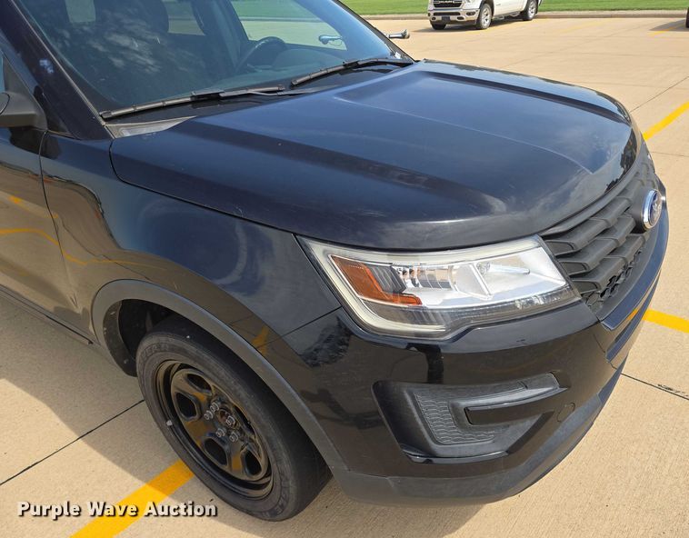 image for item EN8321 2017 Ford Explorer Police Interceptor SUV