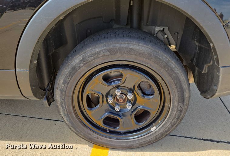 image for item EN8321 2017 Ford Explorer Police Interceptor SUV