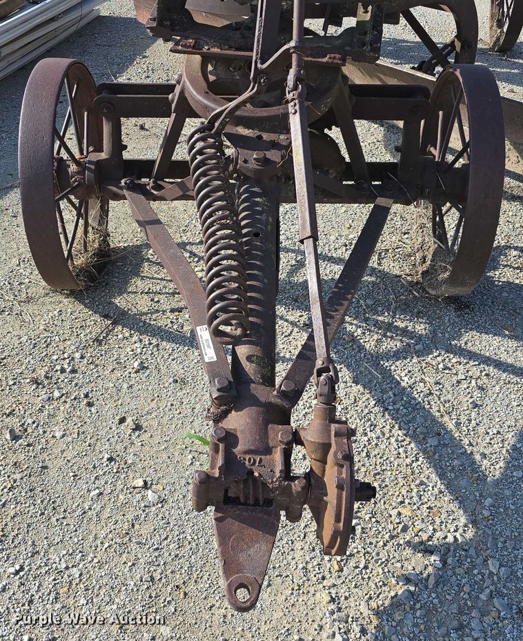 image for item EO1557 Adams Leaning Wheel Grader No 8 pull type grader