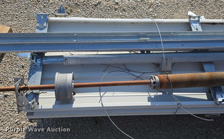 image for item EO1558 14' W garage door