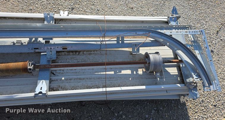 image for item EO1558 14' W garage door