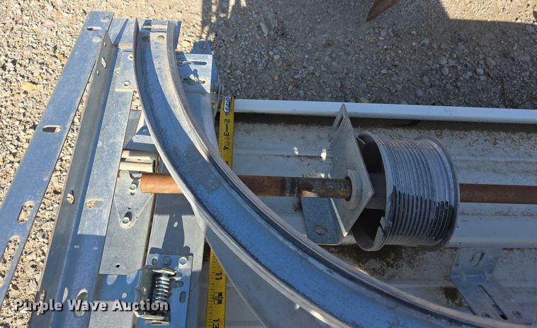 image for item EO1558 14' W garage door