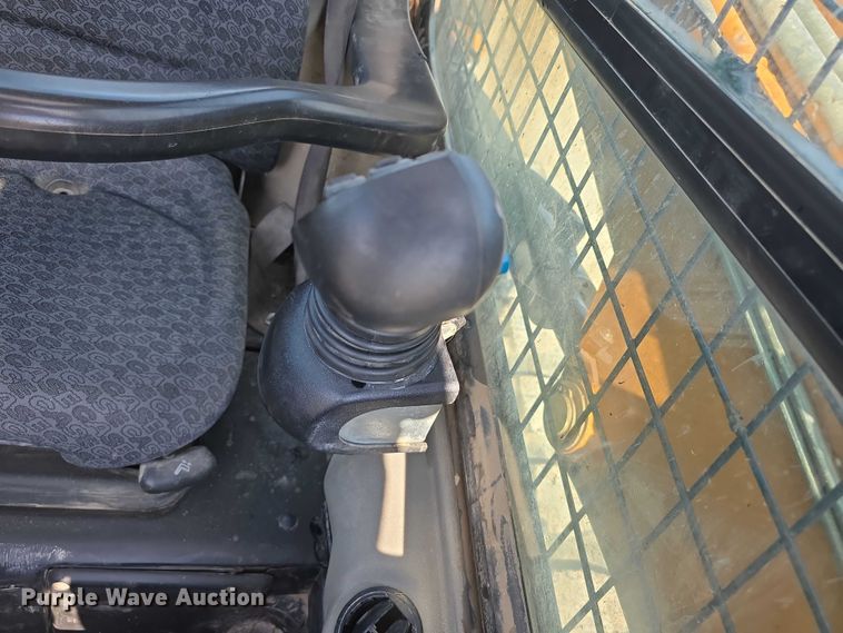 image for item EO1559 2019 Case TR340 tracked skid steer loader