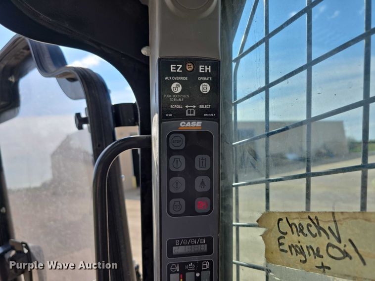 image for item EO1559 2019 Case TR340 tracked skid steer loader