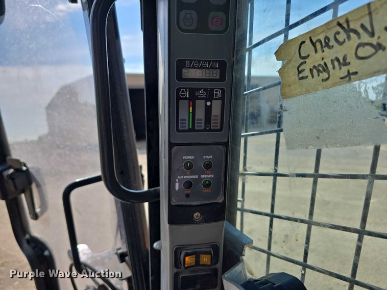 image for item EO1559 2019 Case TR340 tracked skid steer loader