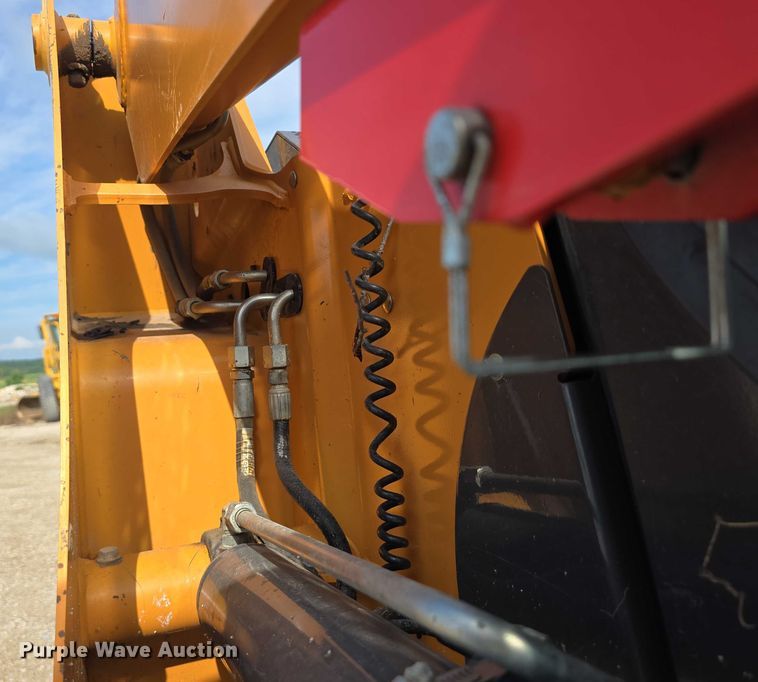 image for item EO1560 2020 Case TR310B tracked skid steer loader