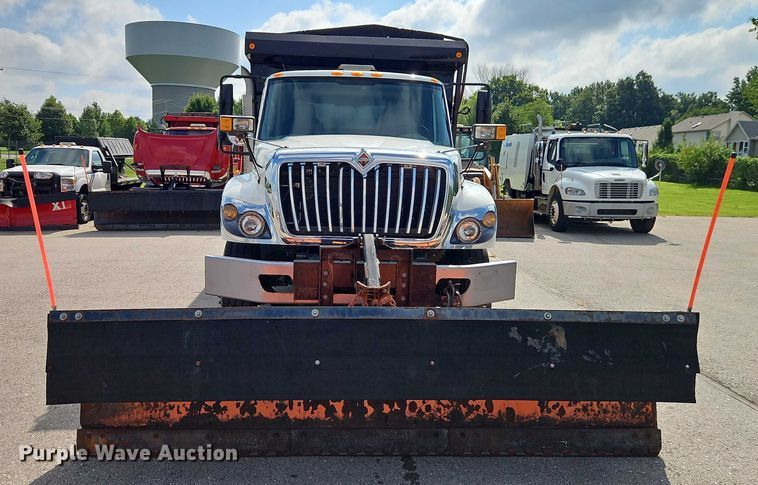 image for item EO4634 2013 International WorkStar 7400 dump truck