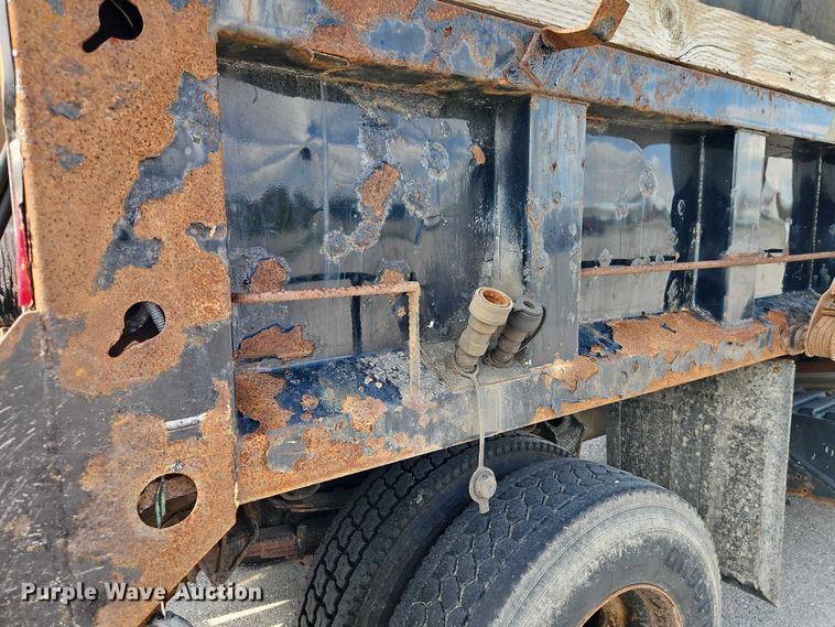 image for item EO4634 2013 International WorkStar 7400 dump truck