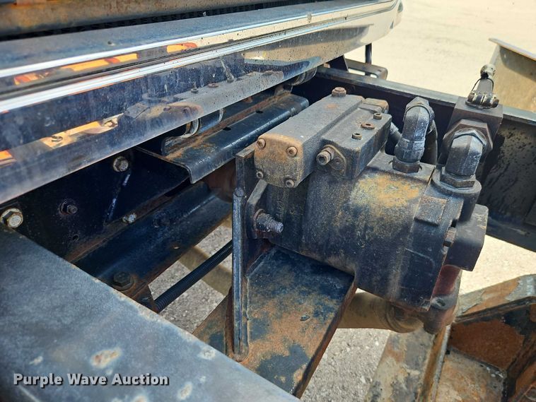 image for item EO4634 2013 International WorkStar 7400 dump truck