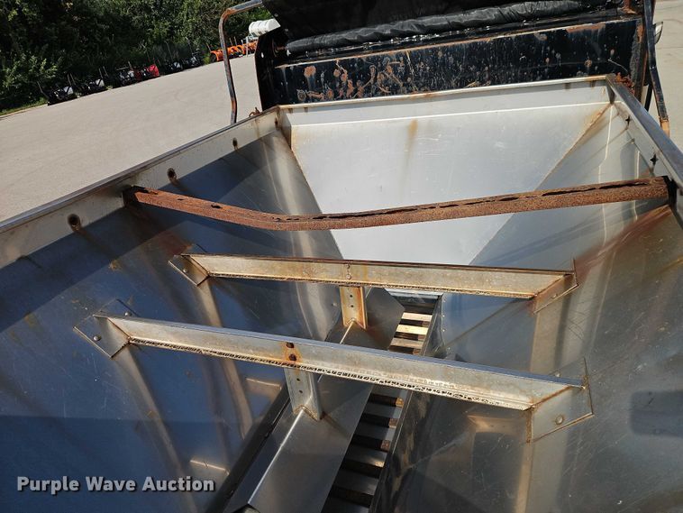 image for item EO4634 2013 International WorkStar 7400 dump truck