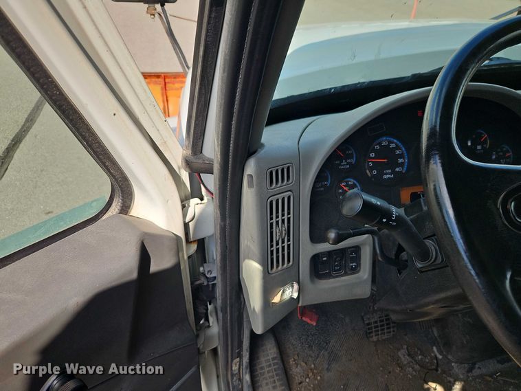 image for item EO4634 2013 International WorkStar 7400 dump truck