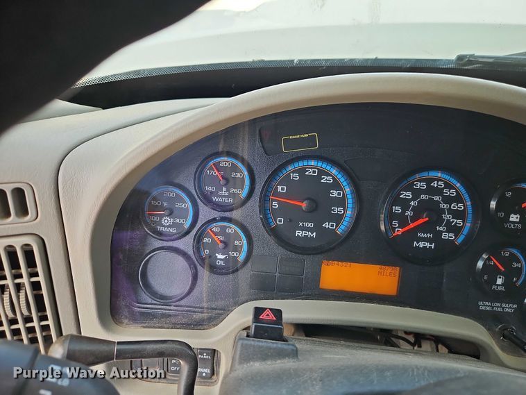 image for item EO4634 2013 International WorkStar 7400 dump truck